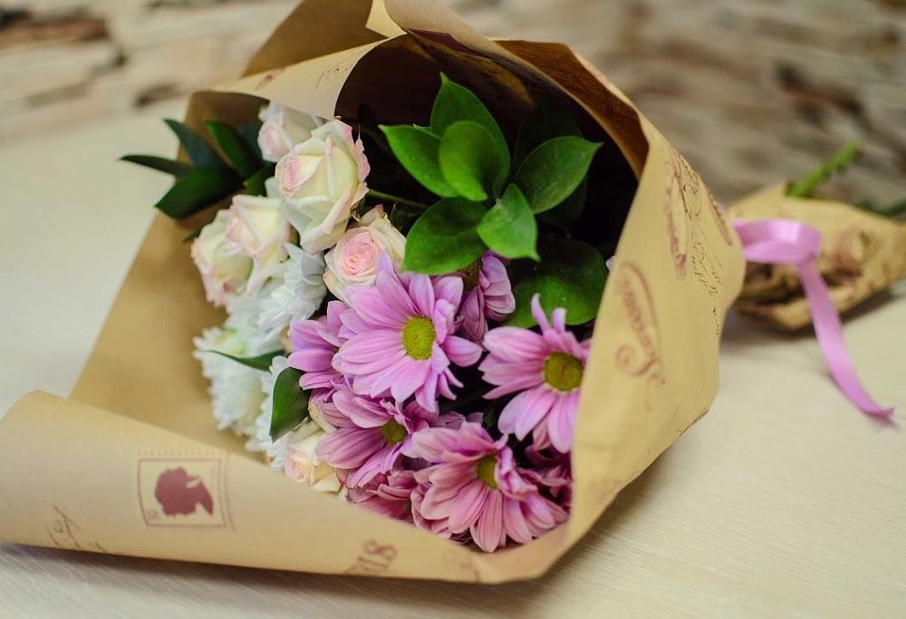 Букет цветов из: Розы и Хризантемы в Усолье