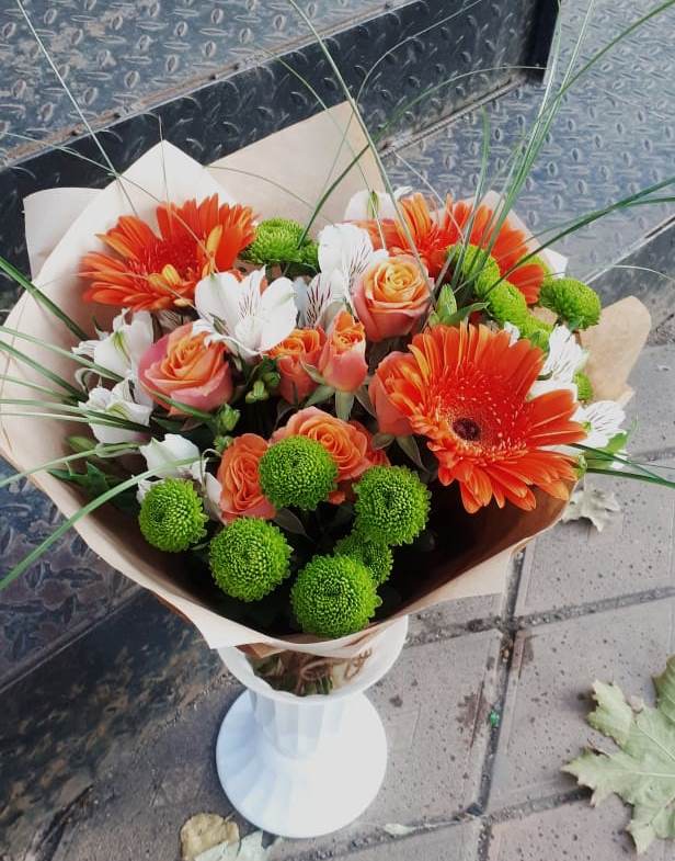 Букет цветов из: Герберы, Хризантемы, Альстромерии и Розы в Усолье
