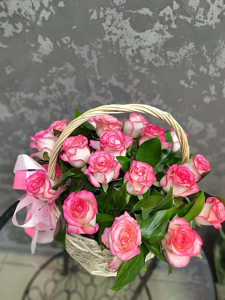 Цветочная композиция из Розы в корзине в Усолье