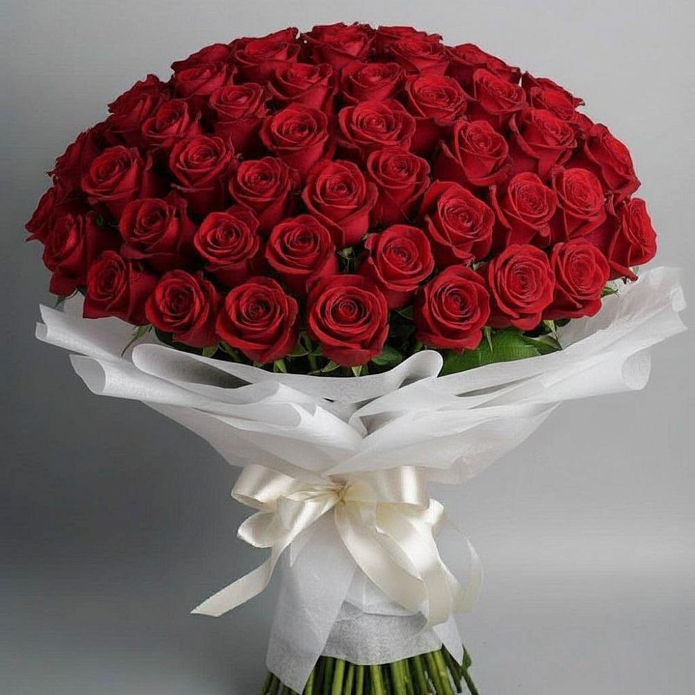 Букет 101 Красная роза Блэк Мэджик в Усолье
