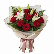 Букет цветов из:  Лилии и Розы в Усолье