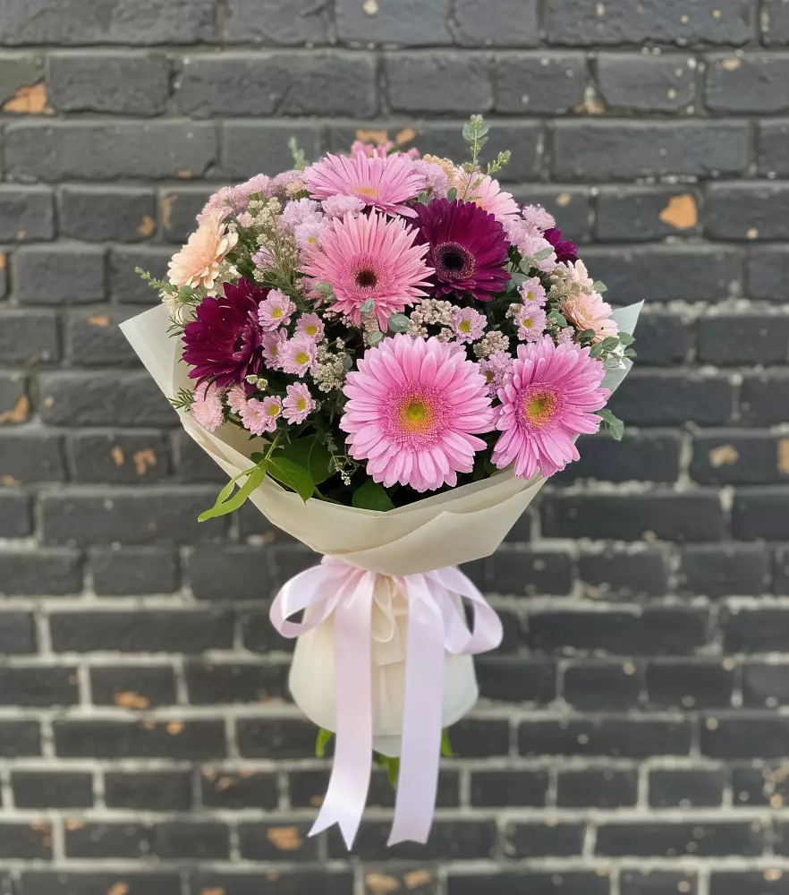 Букет цветов из: Герберы и Хризантемы в Усолье