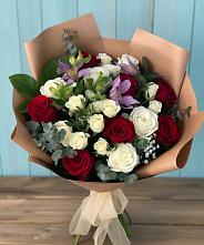 Букет цветов из:  Розы и Альстромерии в Усолье