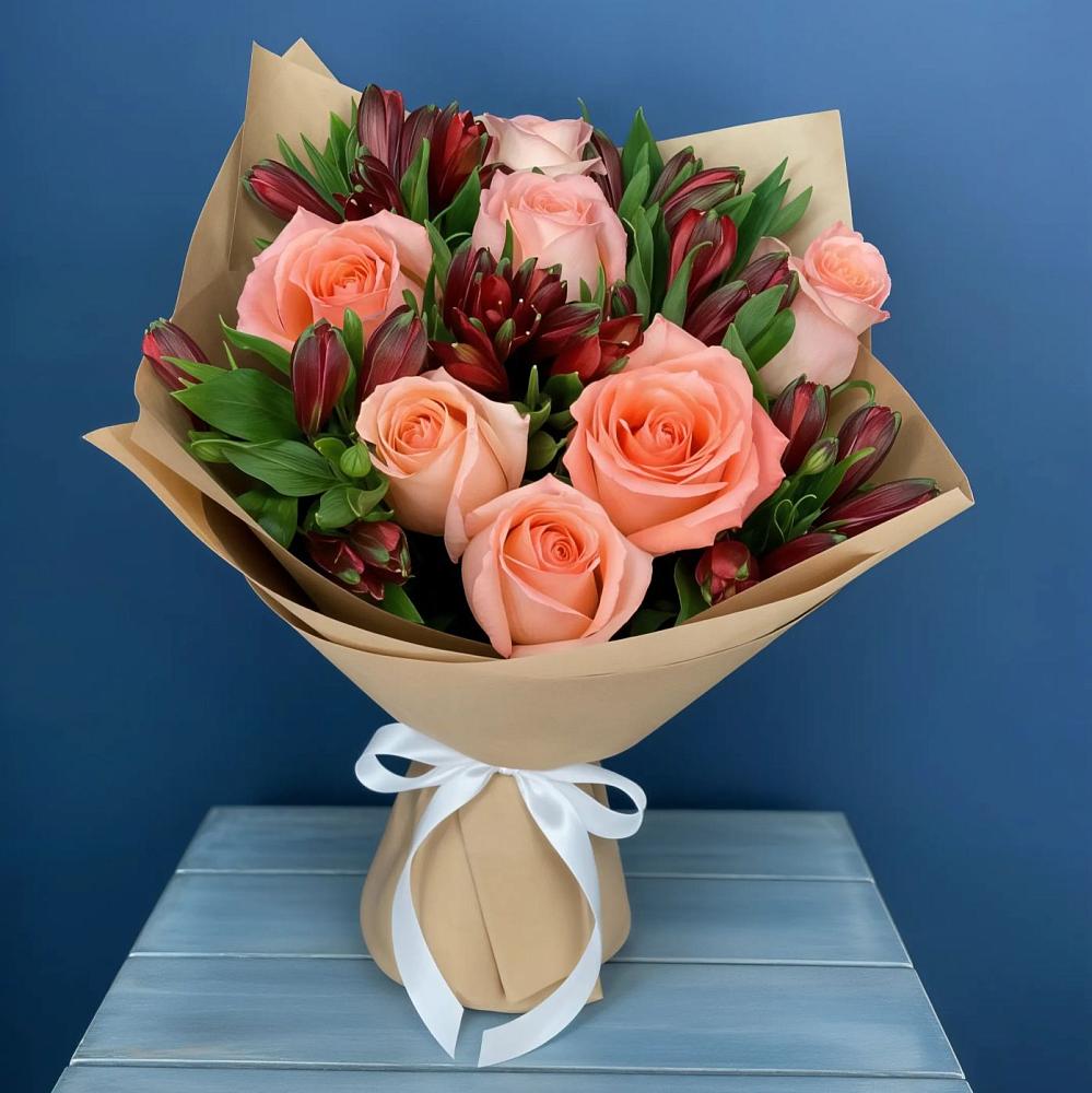 Букет цветов из: Розы и Альстромерии в Усолье