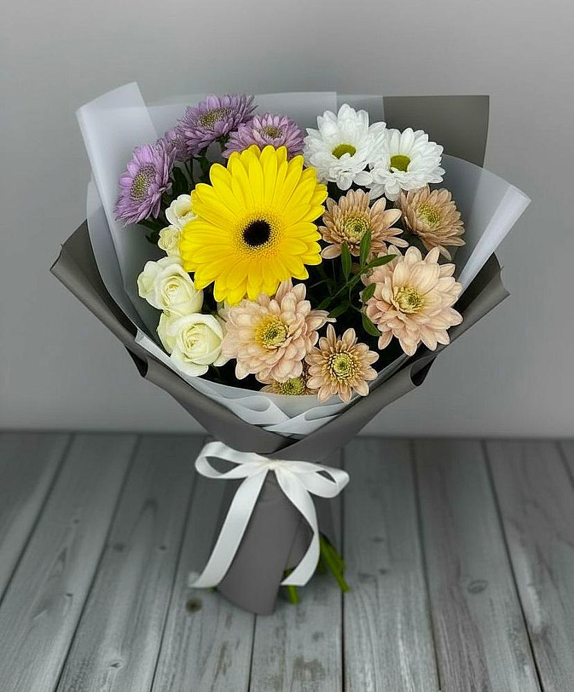 Букет цветов из: Розы, Герберы и Хризантемы в Усолье