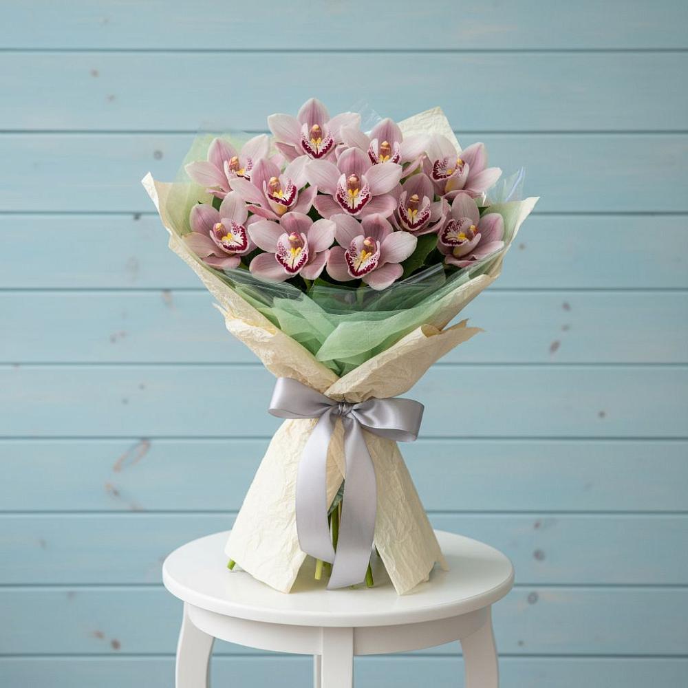 Букет цветов из: Орхидеи и Розы в Усолье