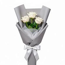 Букет 3 белые розы в Усолье