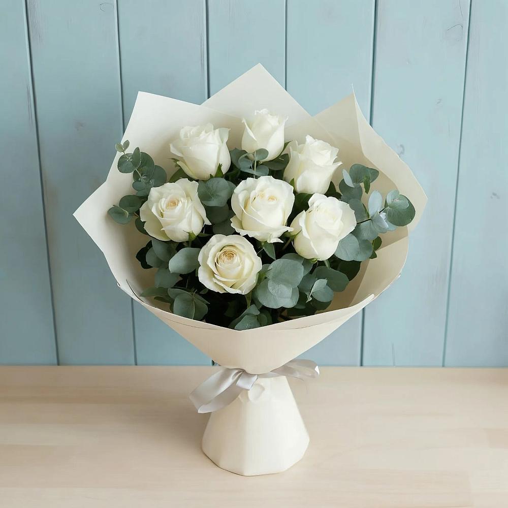 Букет Белые розы в Эвкалипте в Усолье