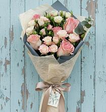 Букет цветов из:  Розы в Усолье