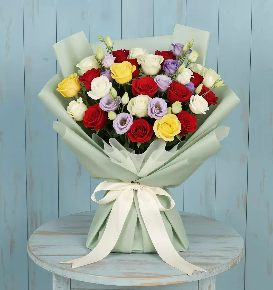 Букет цветов из: Розы в Усолье