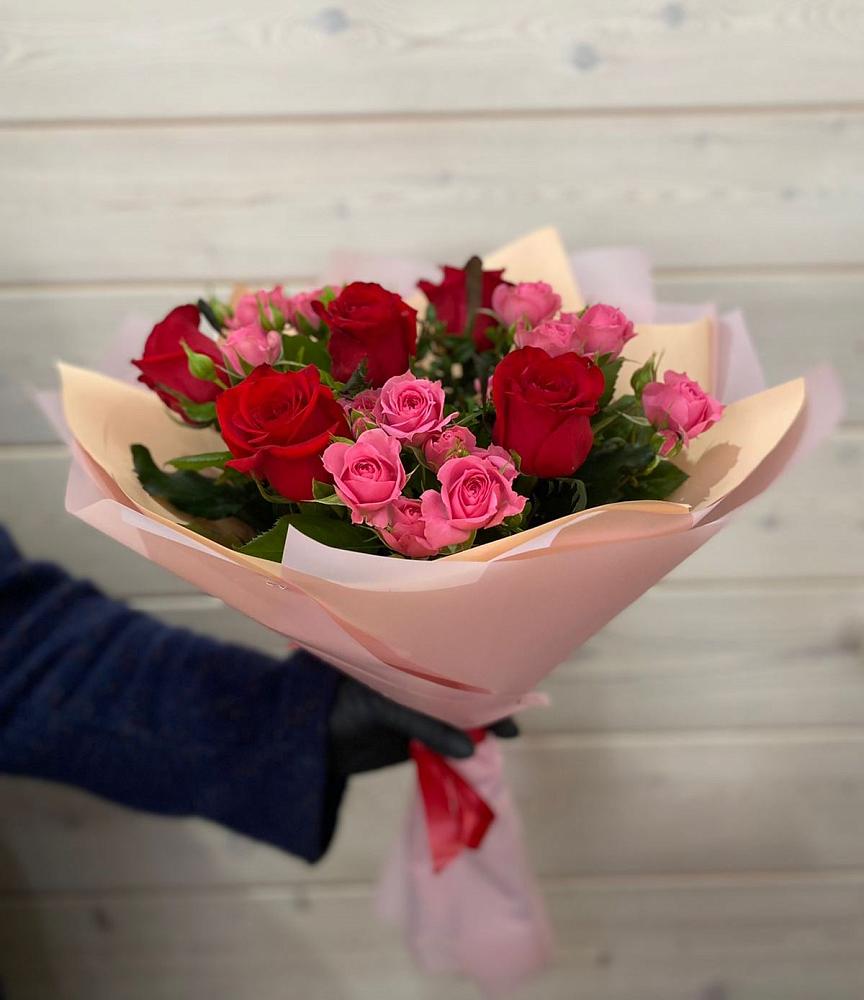 Букет цветов из: Розы в Усолье
