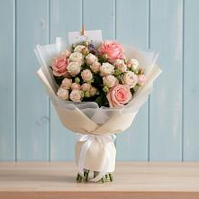 Букет цветов из:  Розы в Усолье