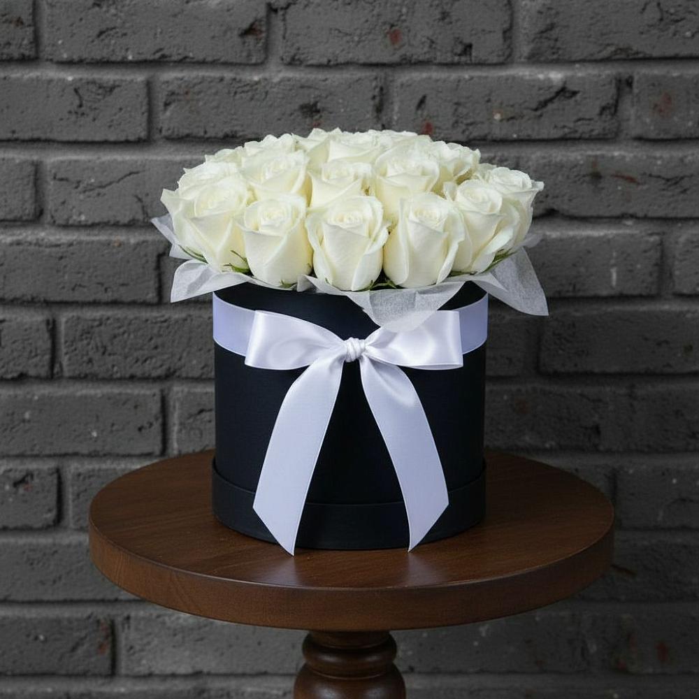 Цветочная композиция из Розы в шляпной коробке в Усолье