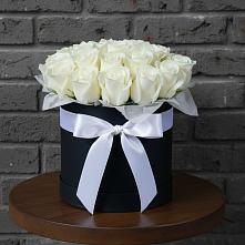 Цветочная композиция из Розы в шляпной коробке в Усолье